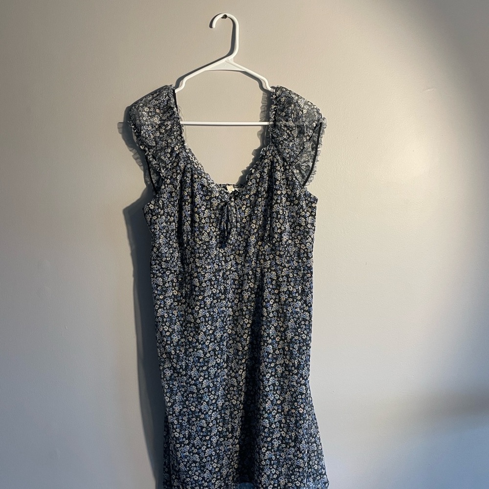 Black Floral Ruffle Sleeve Dress Size 1X